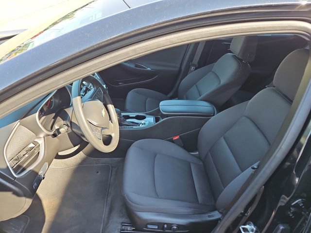 Used 2025 Chevrolet Malibu LT image 9