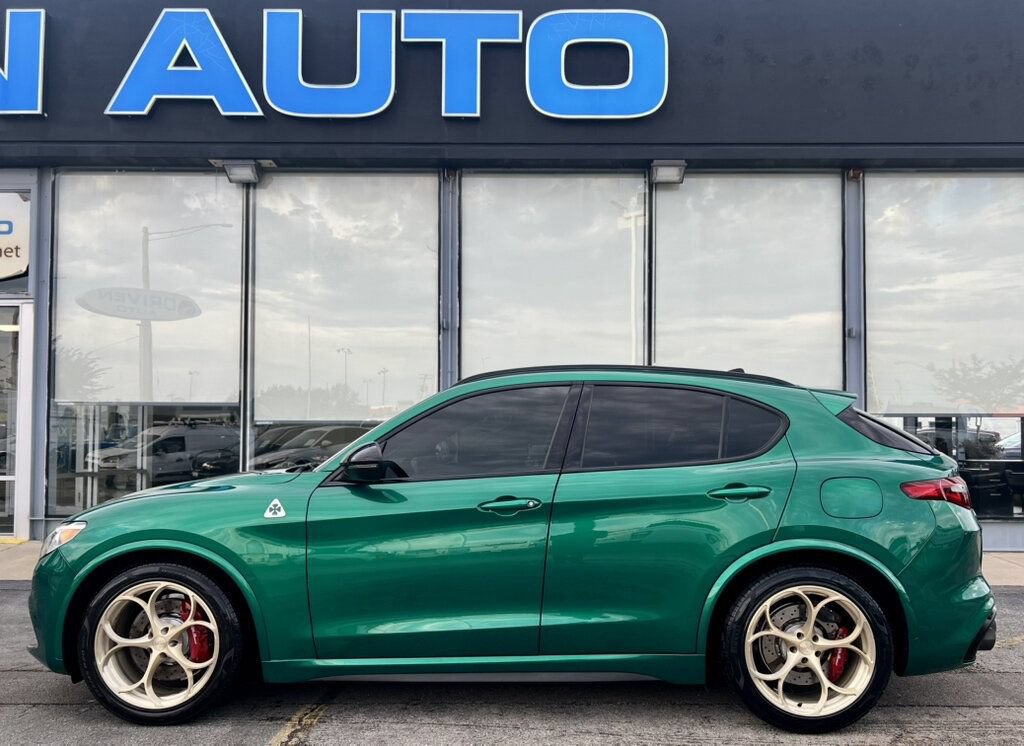 Used 2022 Alfa Romeo Stelvio Quadrifoglio w/ Active Assist Plus Package AWD/4WD image 2