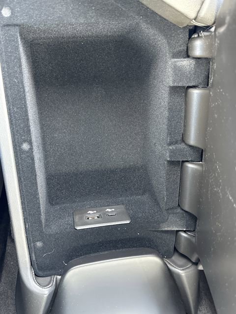 New 2026 Chevrolet Corvette Stingray w/ Battery Protection Package image 35