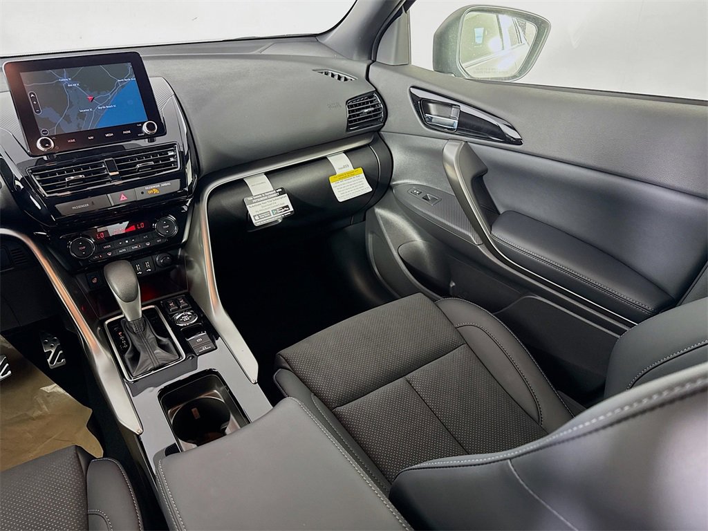 New 2025 Mitsubishi Eclipse Cross Black Edition image 23