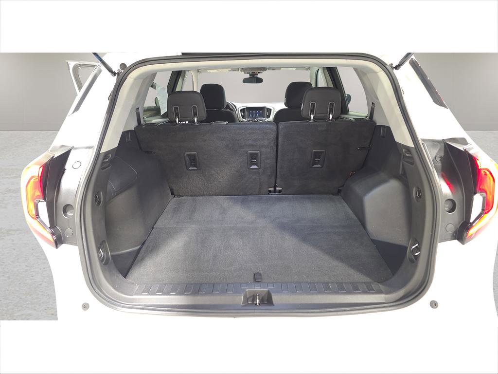 Used 2020 GMC Terrain SLE image 14