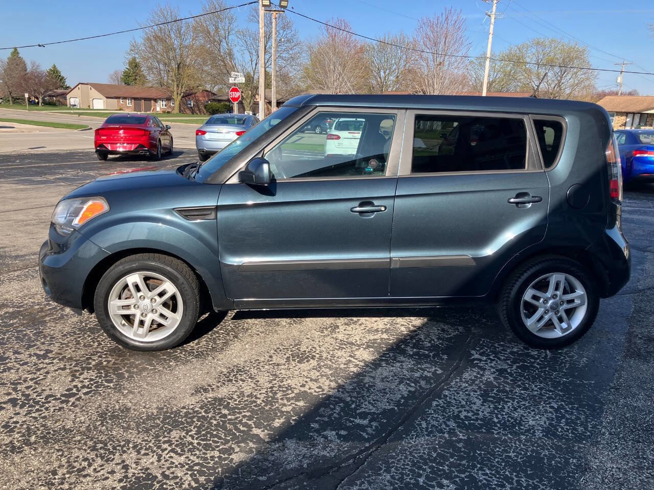 Used 2011 Kia Soul + FWD image 6