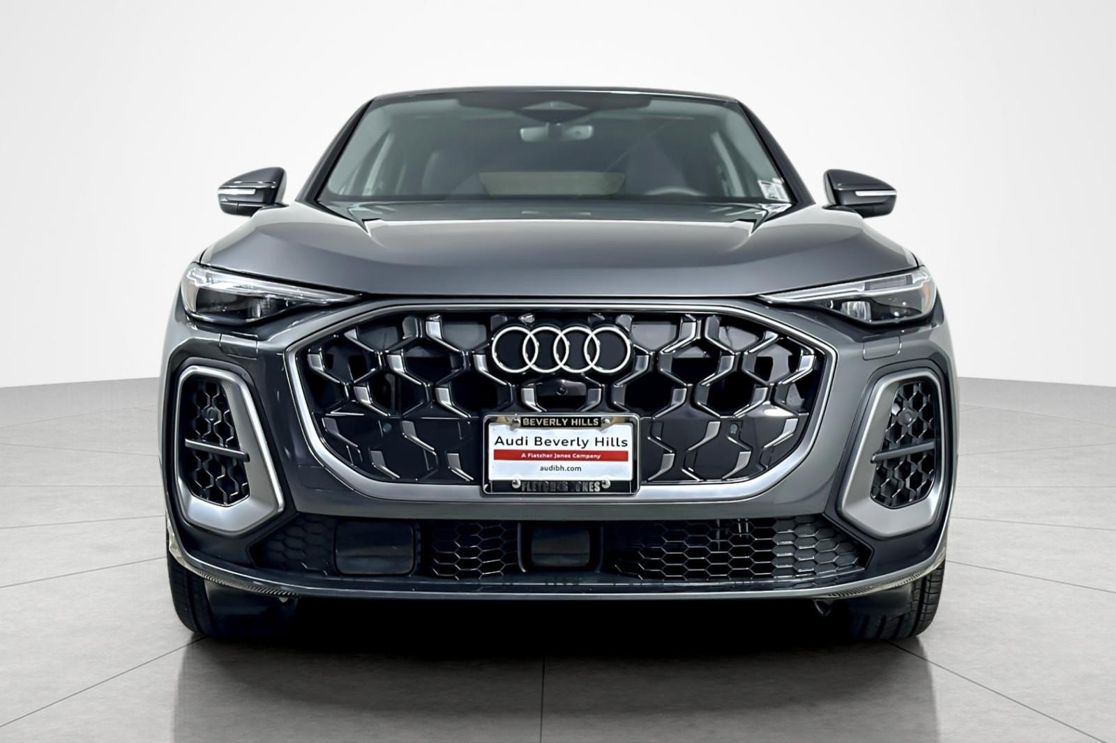New 2025 Audi Q5 Prestige image 8