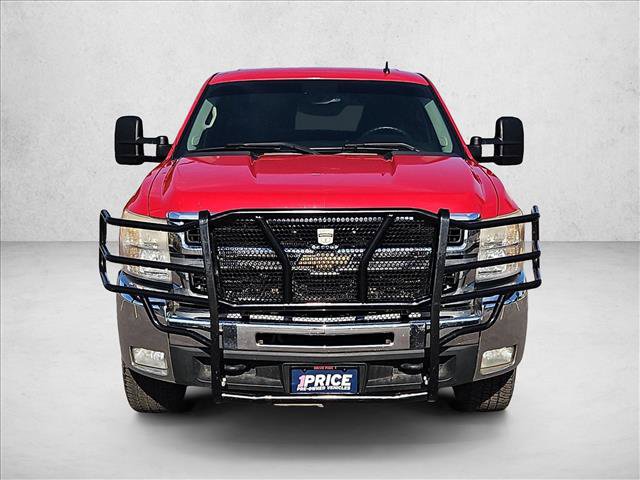 Used 2010 Chevrolet Silverado 2500 LT w/ Interior Plus Package AWD/4WD image 2