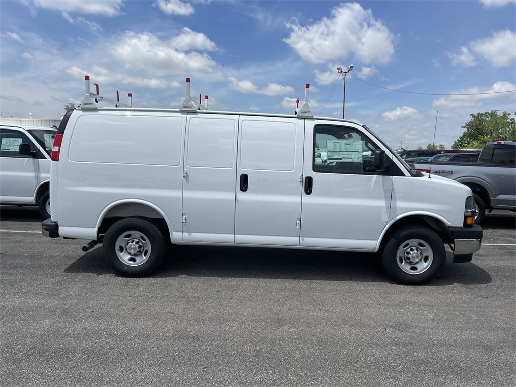 New 2025 Chevrolet Express 2500 w/ Driver Convenience Package image 5