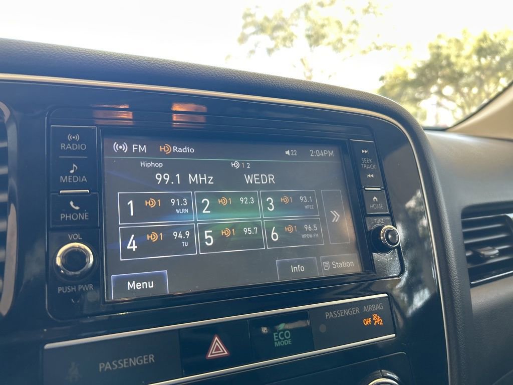 Used 2019 Mitsubishi Outlander ES image 7