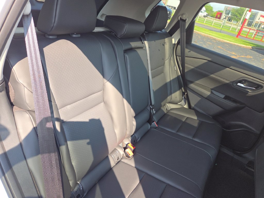 New 2026 Nissan Rogue Dark Armor AWD/4WD image 31