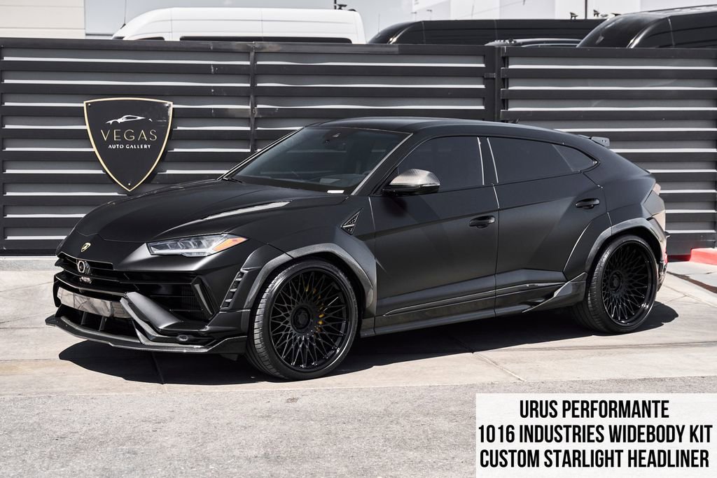 Used 2024 Lamborghini Urus Performante AWD/4WD image 1