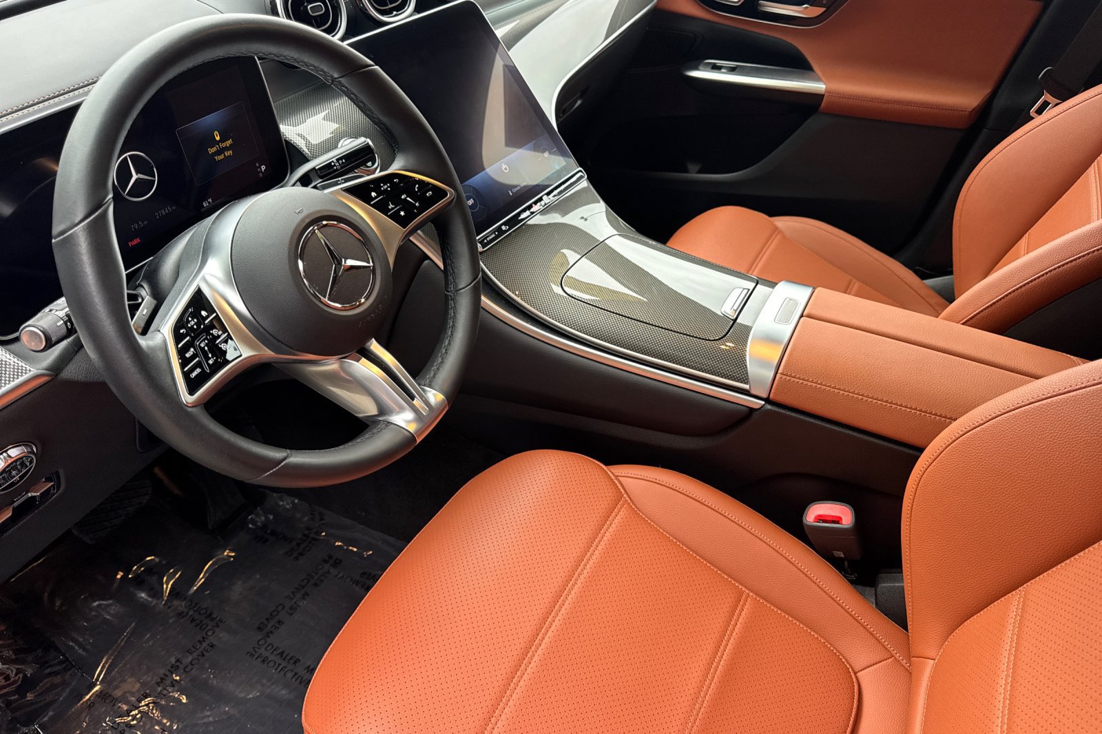 Used 2023 Mercedes-Benz GLC 300 4MATIC image 10