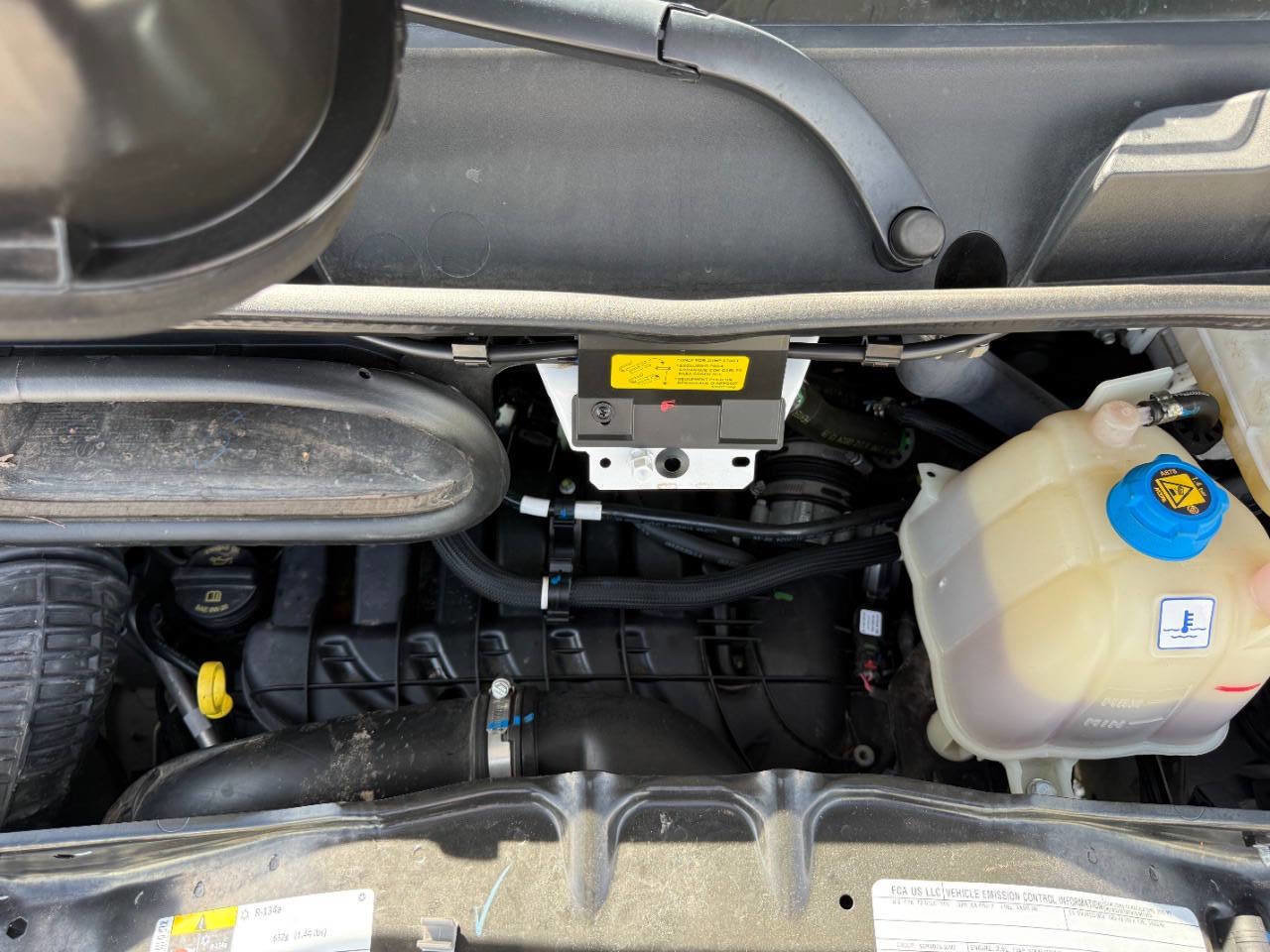 Used 2025 RAM ProMaster 2500 w/ Convenience Group image 10