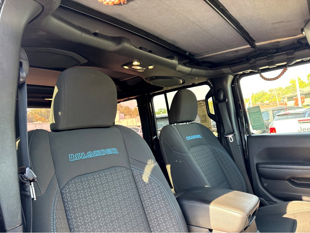 Certified 2021 Jeep Wrangler Unlimited Islander image 8