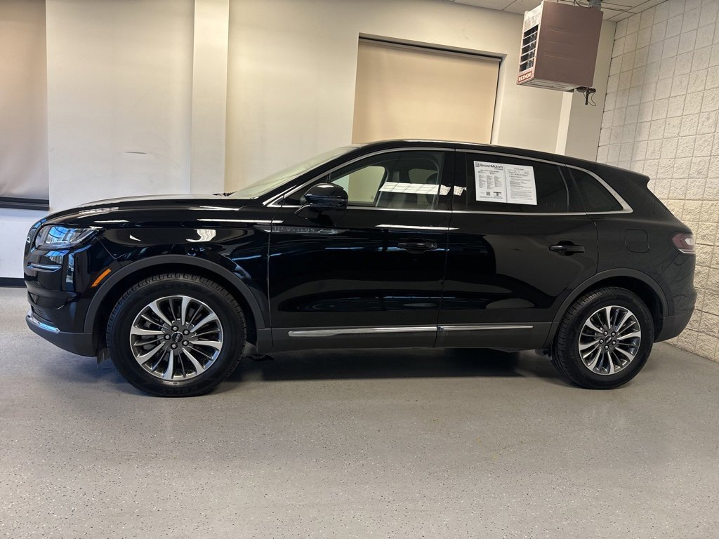 Used 2023 Lincoln Nautilus AWD w/ Premium Package image 35