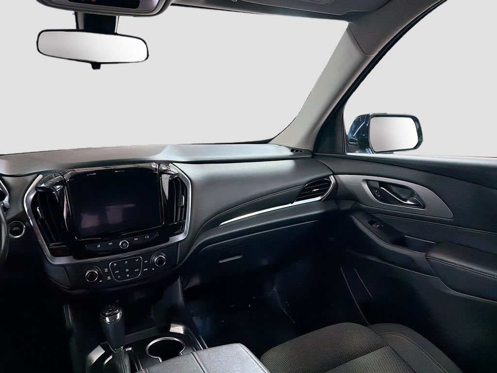 Used 2019 Chevrolet Traverse LT FWD image 23