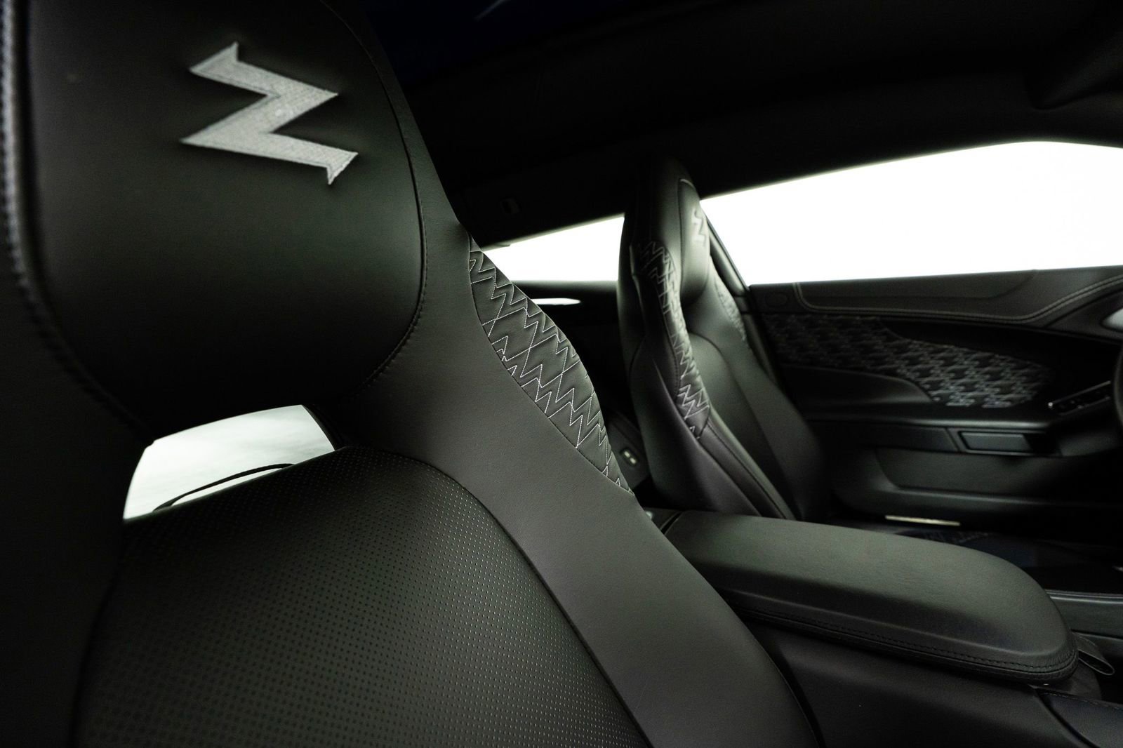 Used 2019 Aston Martin Vanquish Zagato image 60