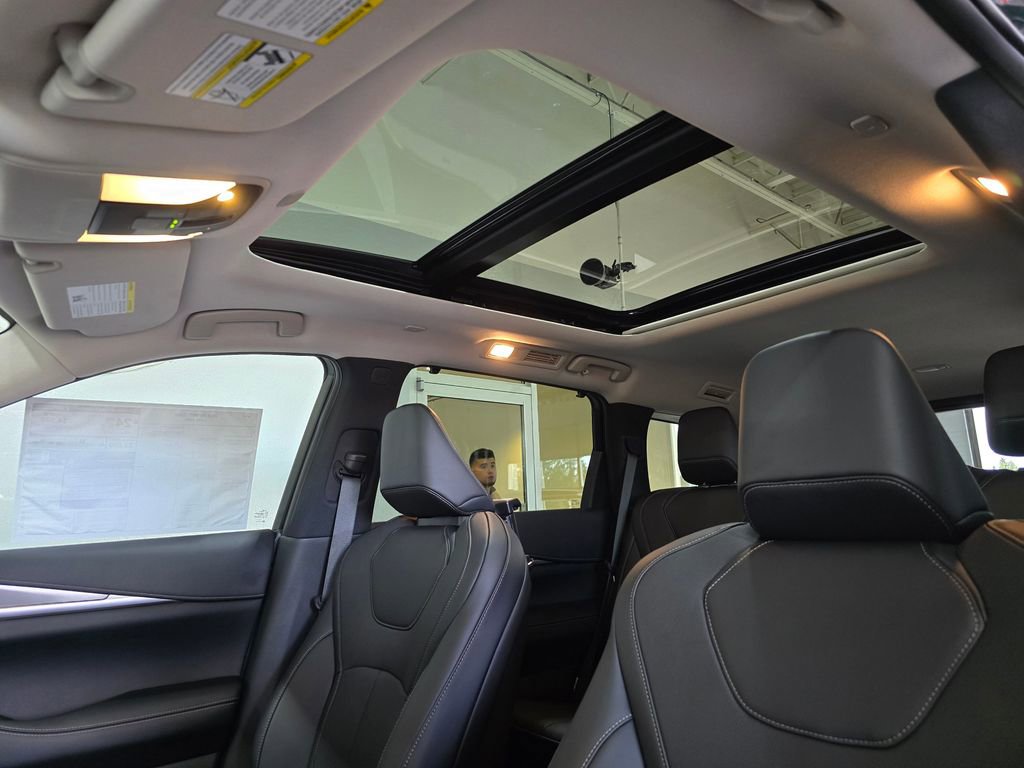 New 2026 INFINITI QX60 Luxe image 22