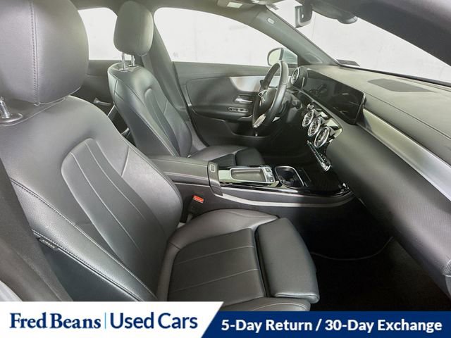 Used 2025 Mercedes-Benz CLA 250 4MATIC image 29