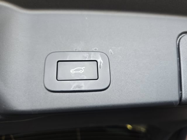 Certified 2025 Land Rover Range Rover Evoque S AWD/4WD image 16