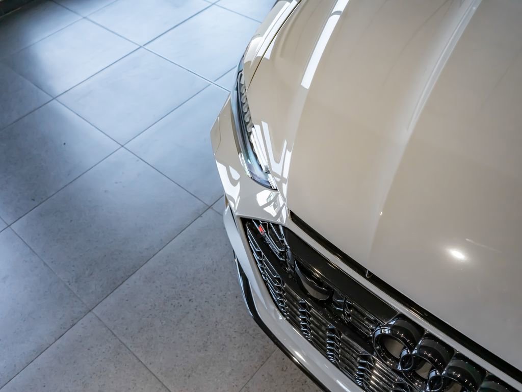 Used 2024 Audi RS 6 performance image 35