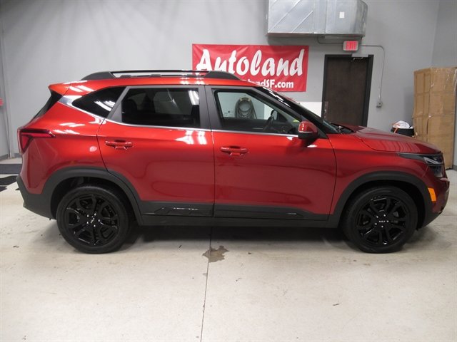 Used 2024 Kia Seltos X-Line AWD/4WD image 7