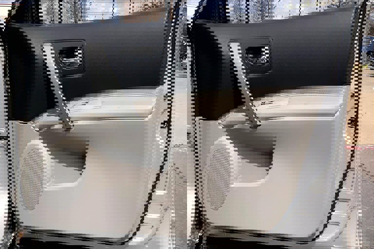 Used 2012 Nissan Rogue SL image 20