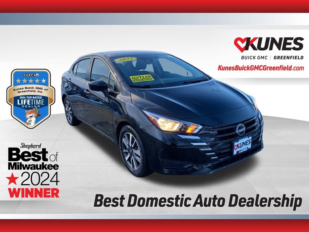 Used 2023 Nissan Versa SV image 1