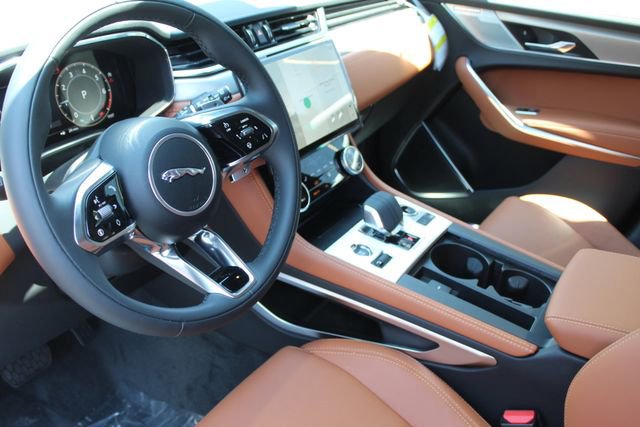New 2026 Jaguar F-PACE R-Dynamic S image 11