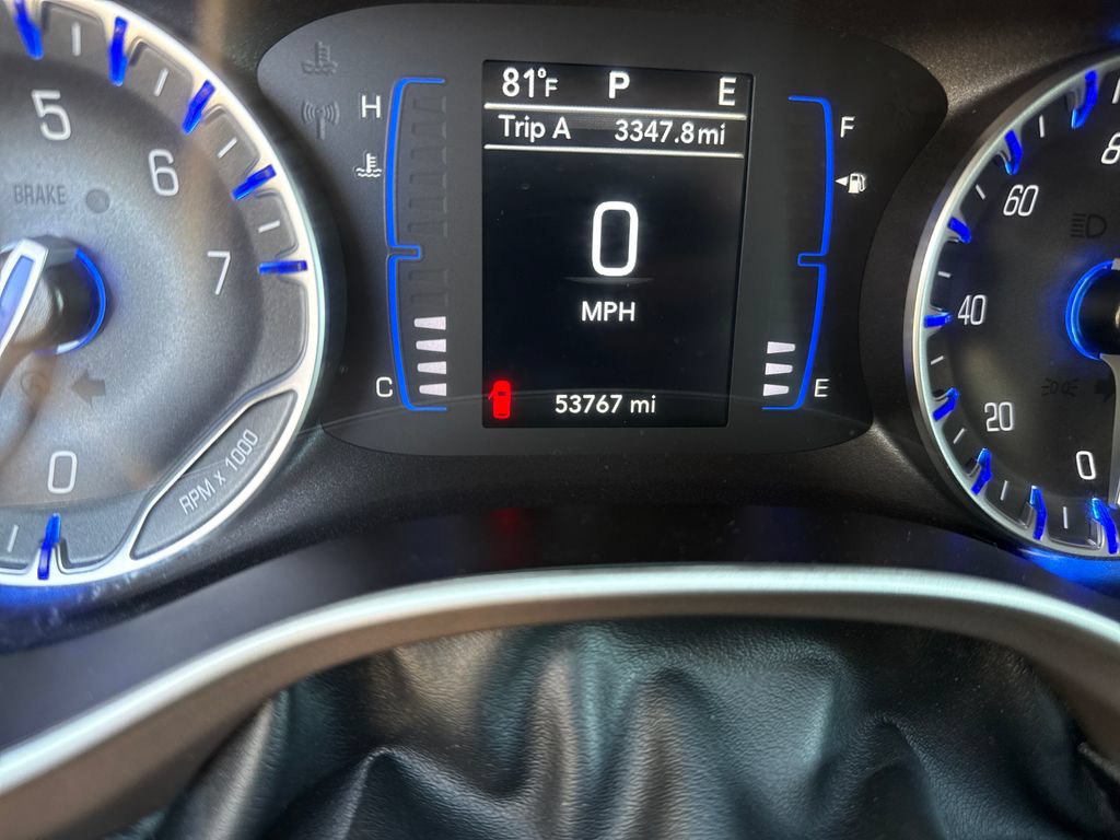 Used 2023 Chrysler Voyager LX FWD image 16