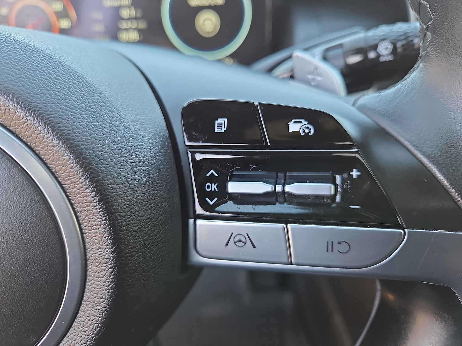 Used 2022 Hyundai Santa Cruz SEL Premium image 27