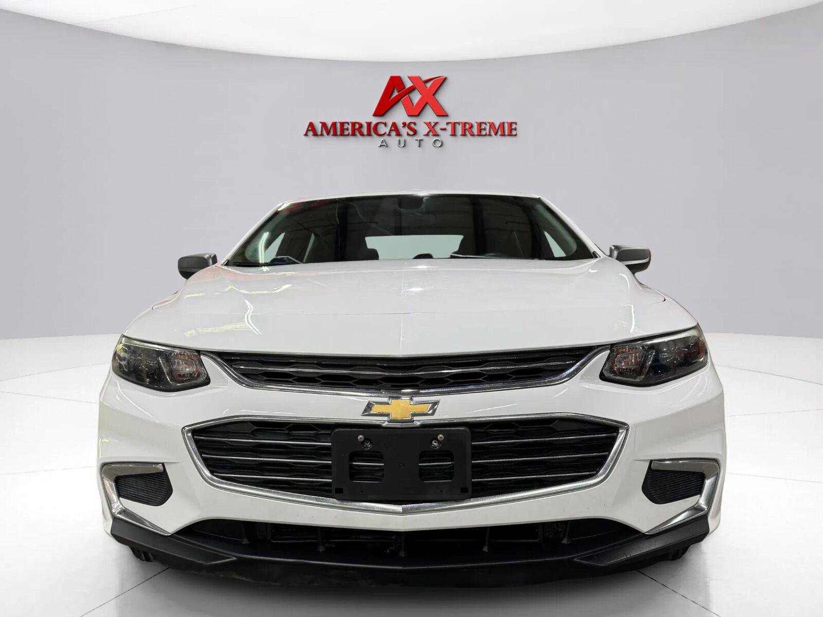 Used 2017 Chevrolet Malibu LS FWD image 2