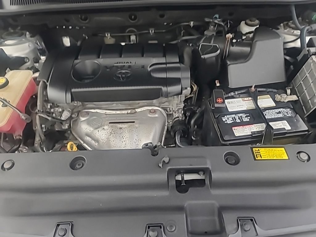 Used 2011 Toyota RAV4 4WD w/ Base L4 Extra Value Pkg image 34