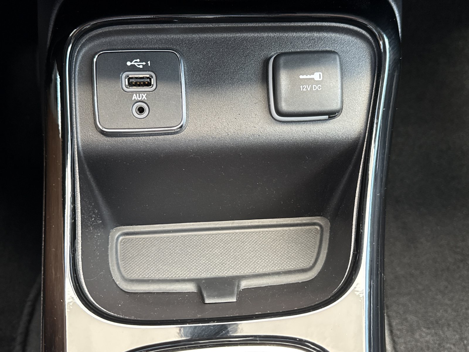 Used 2019 Jeep Compass Latitude FWD image 26