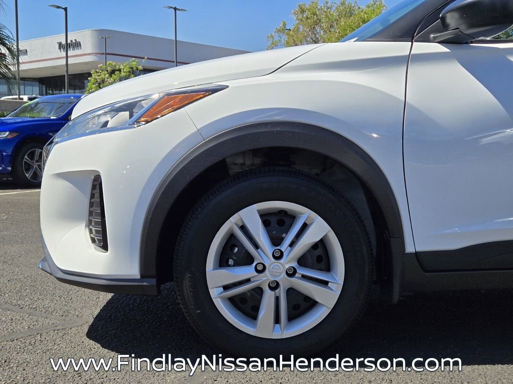 Used 2025 Nissan Kicks Play S FWD image 9
