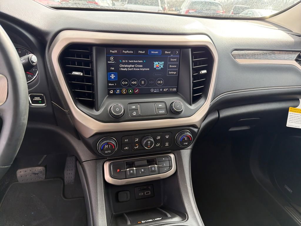 Used 2023 GMC Acadia Denali w/ Denali Technology Package AWD/4WD image 20