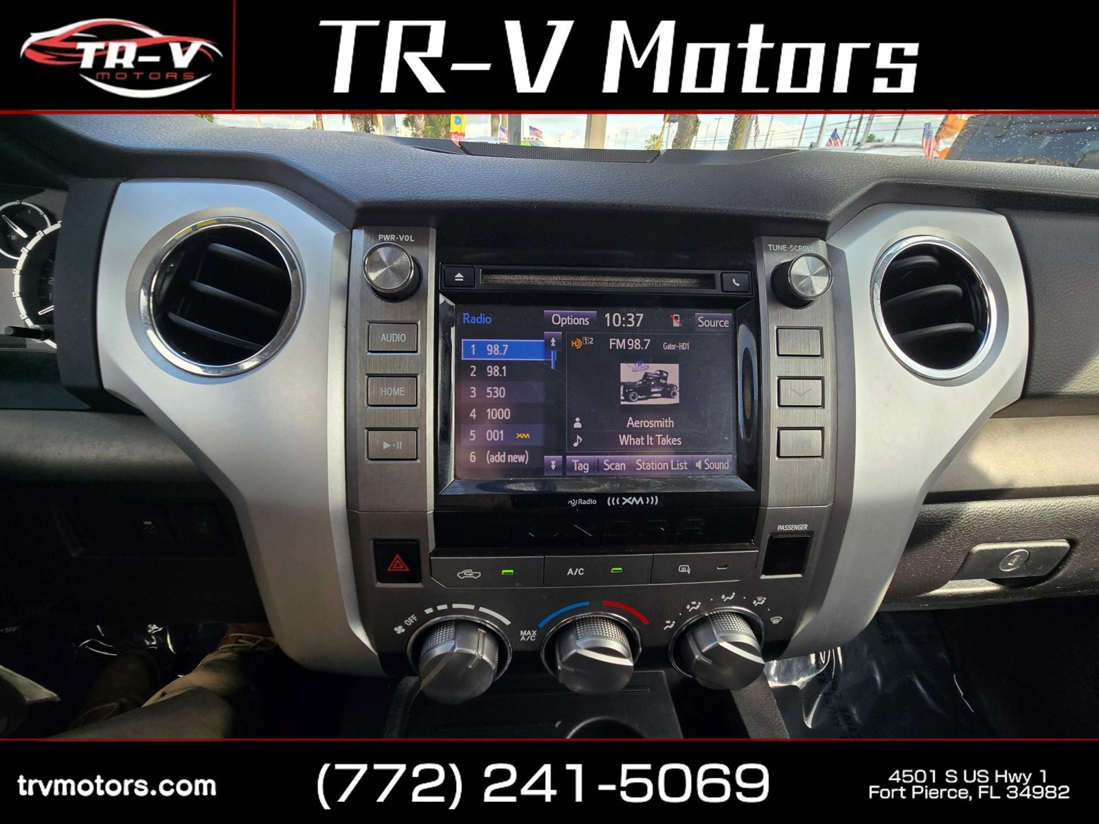 Used 2014 Toyota Tundra SR5 w/ SR5 Upgrade Package RWD image 20