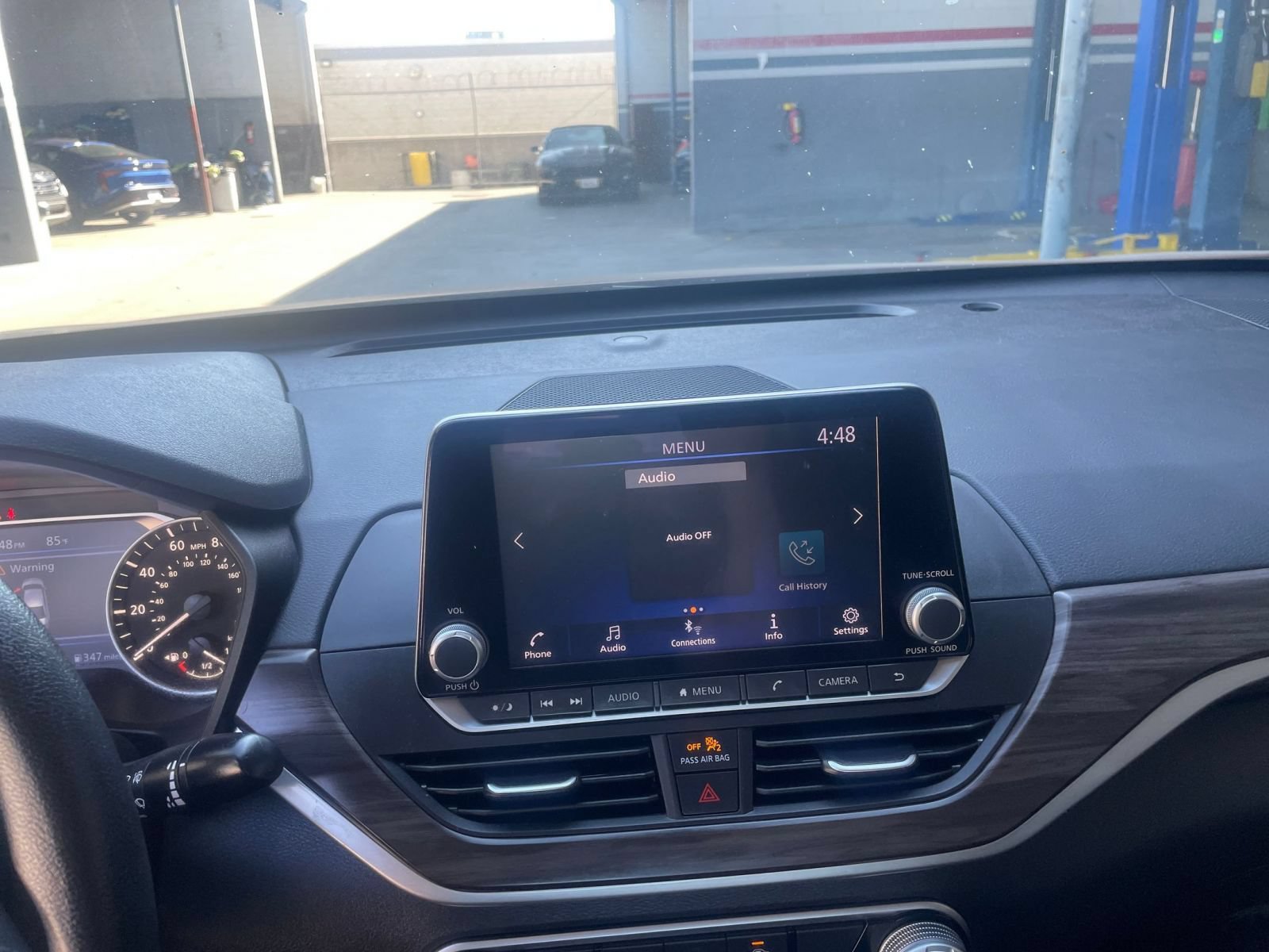 Used 2025 Nissan Altima 2.5 SV FWD image 16