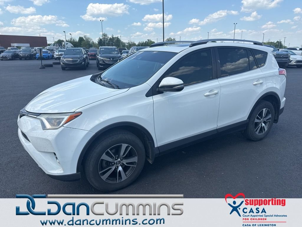 Used 2017 Toyota RAV4 XLE AWD/4WD image 1