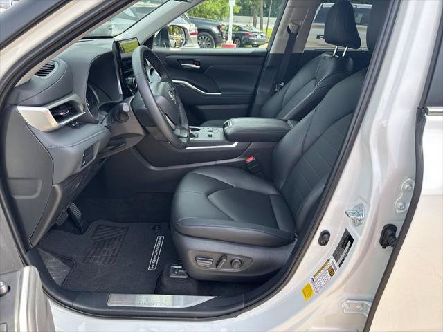 Certified 2026 Toyota Highlander XLE AWD/4WD image 15