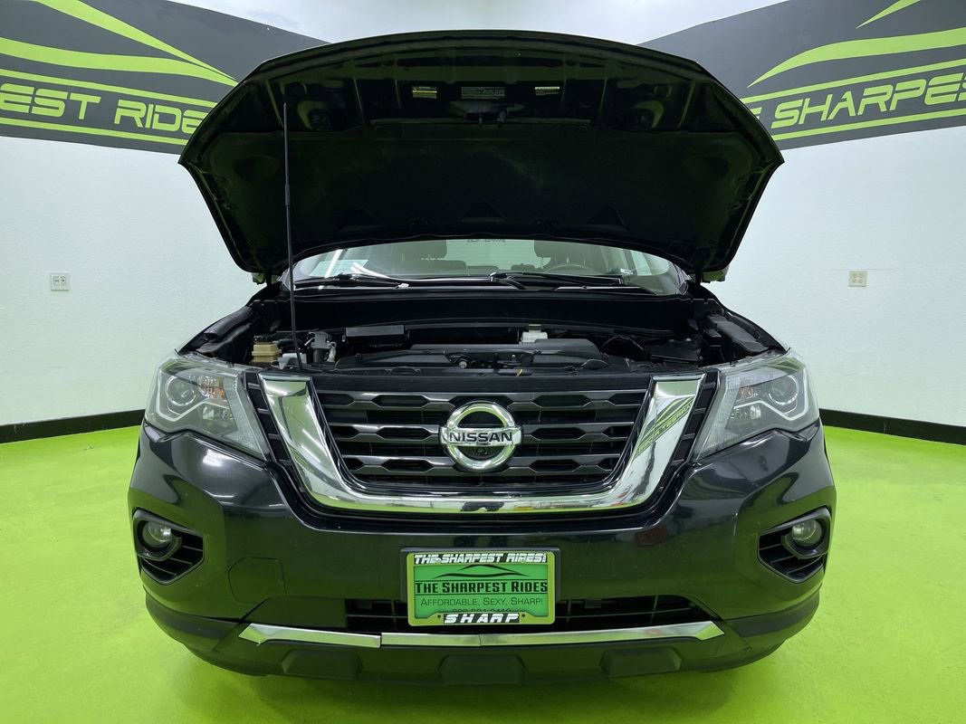 Used 2019 Nissan Pathfinder SL image 4