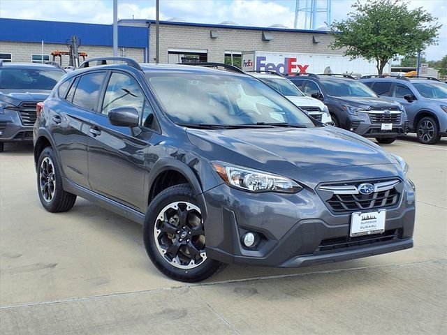 Used 2023 Subaru Crosstrek 2.0i Premium image 1