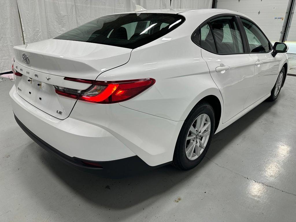 Used 2026 Toyota Camry LE FWD image 7