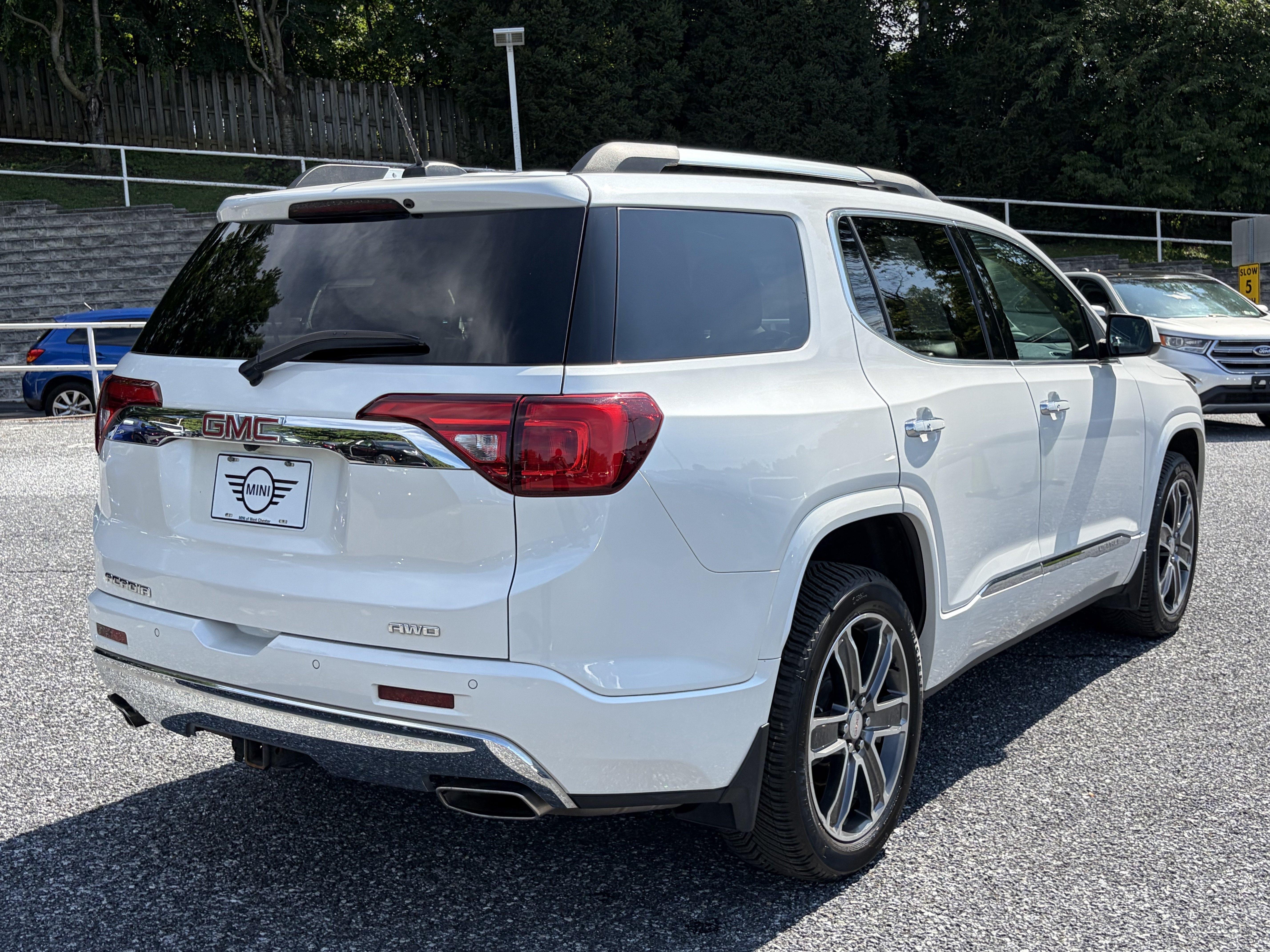 Used 2018 GMC Acadia Denali w/ LPO, Protection Package AWD/4WD image 6