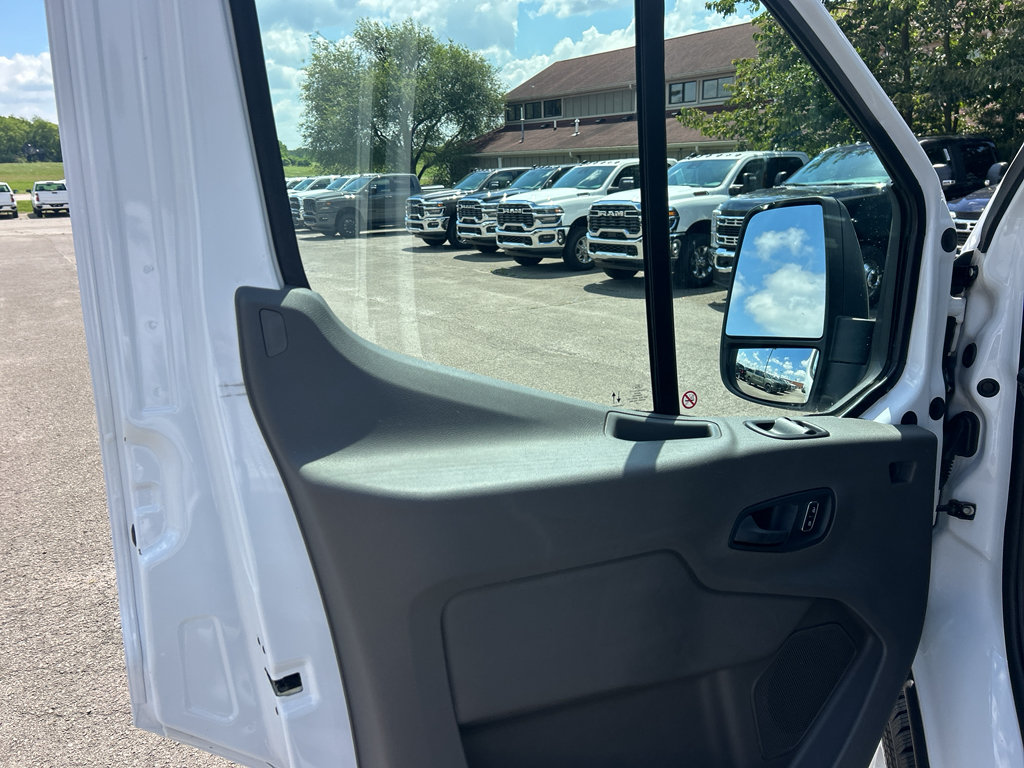 Used 2025 Ford Transit 250 Low Roof w/ Exterior Upgrade Package RWD image 17