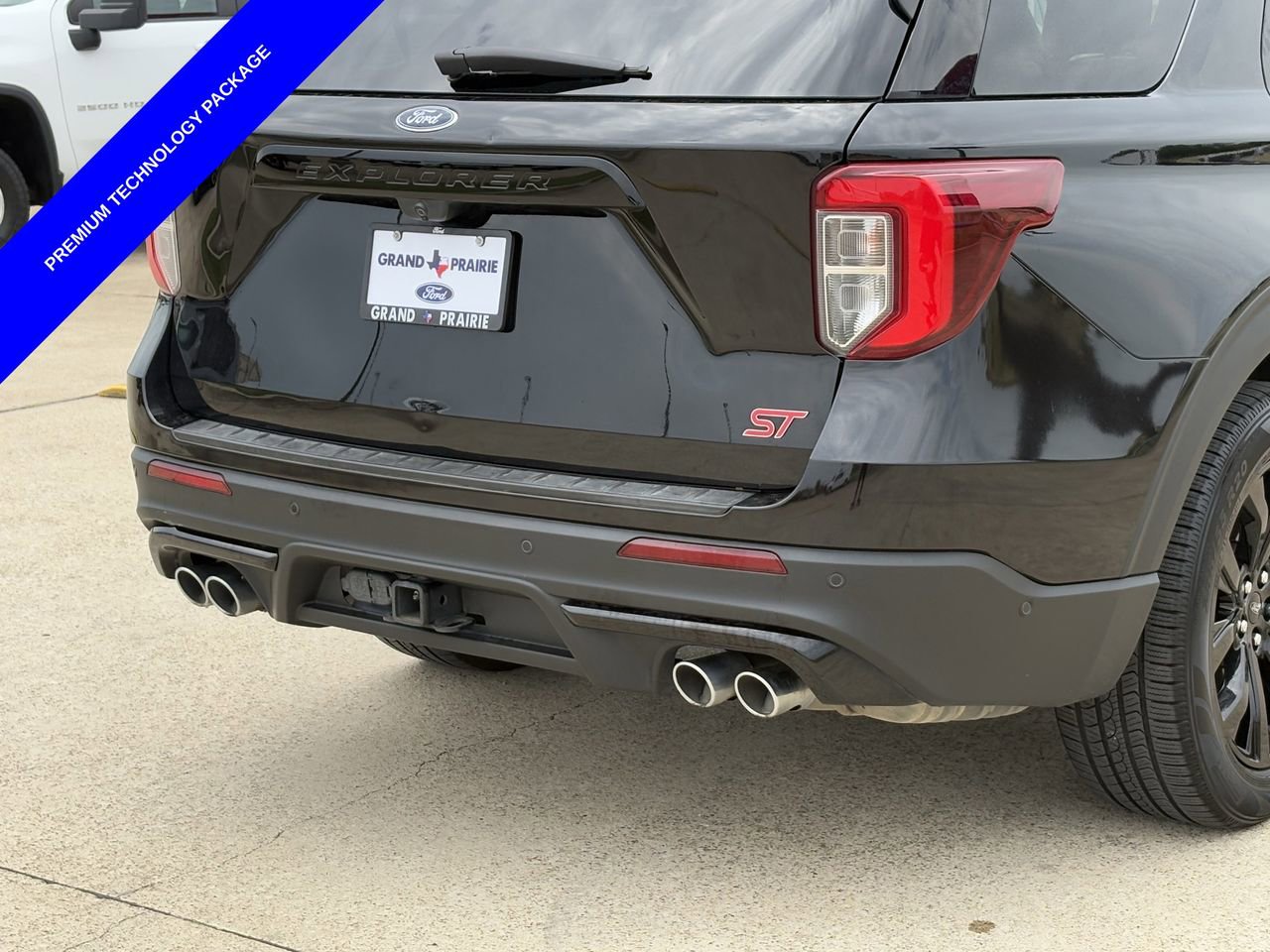 Used 2020 Ford Explorer ST w/ Premium Technology Package AWD/4WD image 8