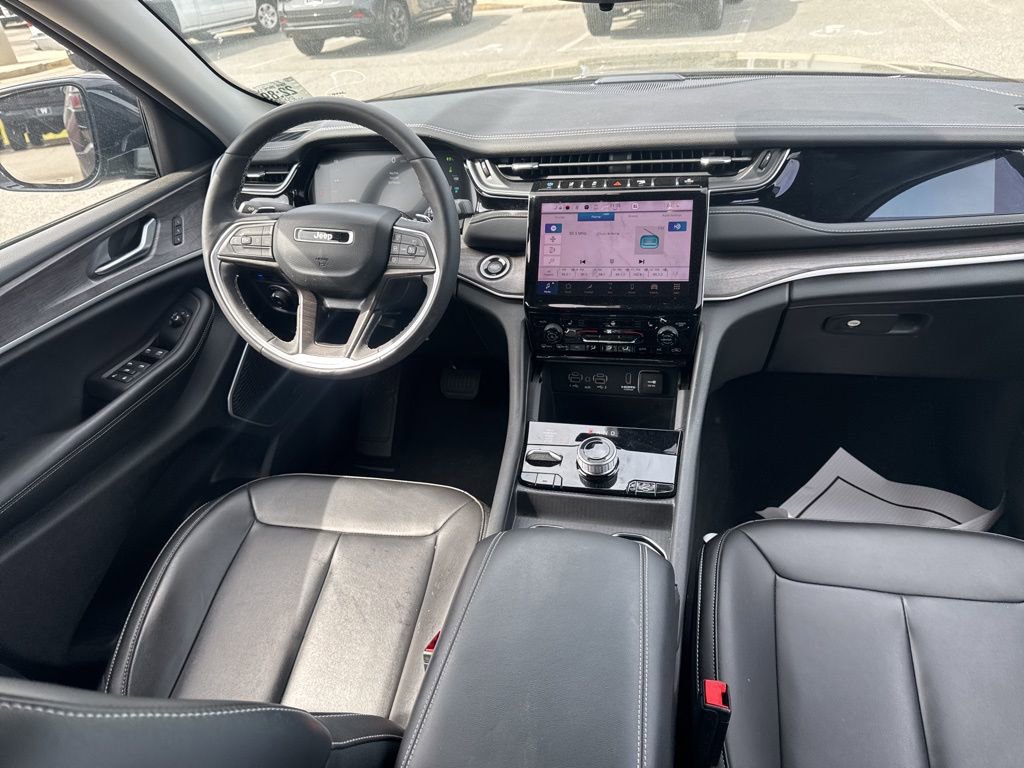 Used 2023 Jeep Grand Cherokee 4WD 4xe image 8