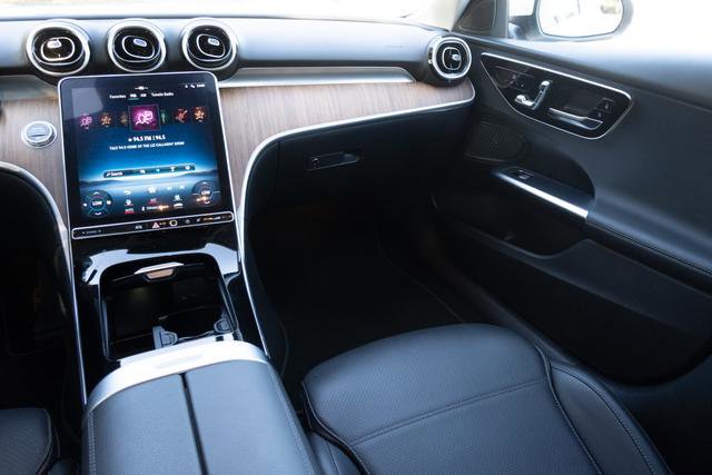 Used 2022 Mercedes-Benz C 300 Sedan image 16