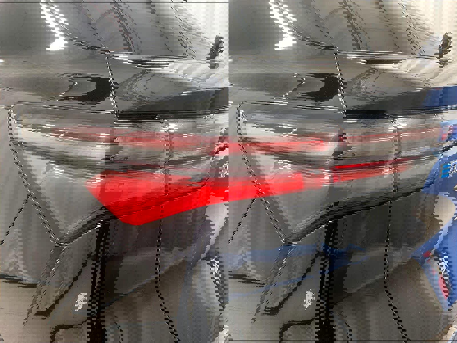 Used 2025 Chevrolet Equinox EV LT w/ Convenience Package image 34