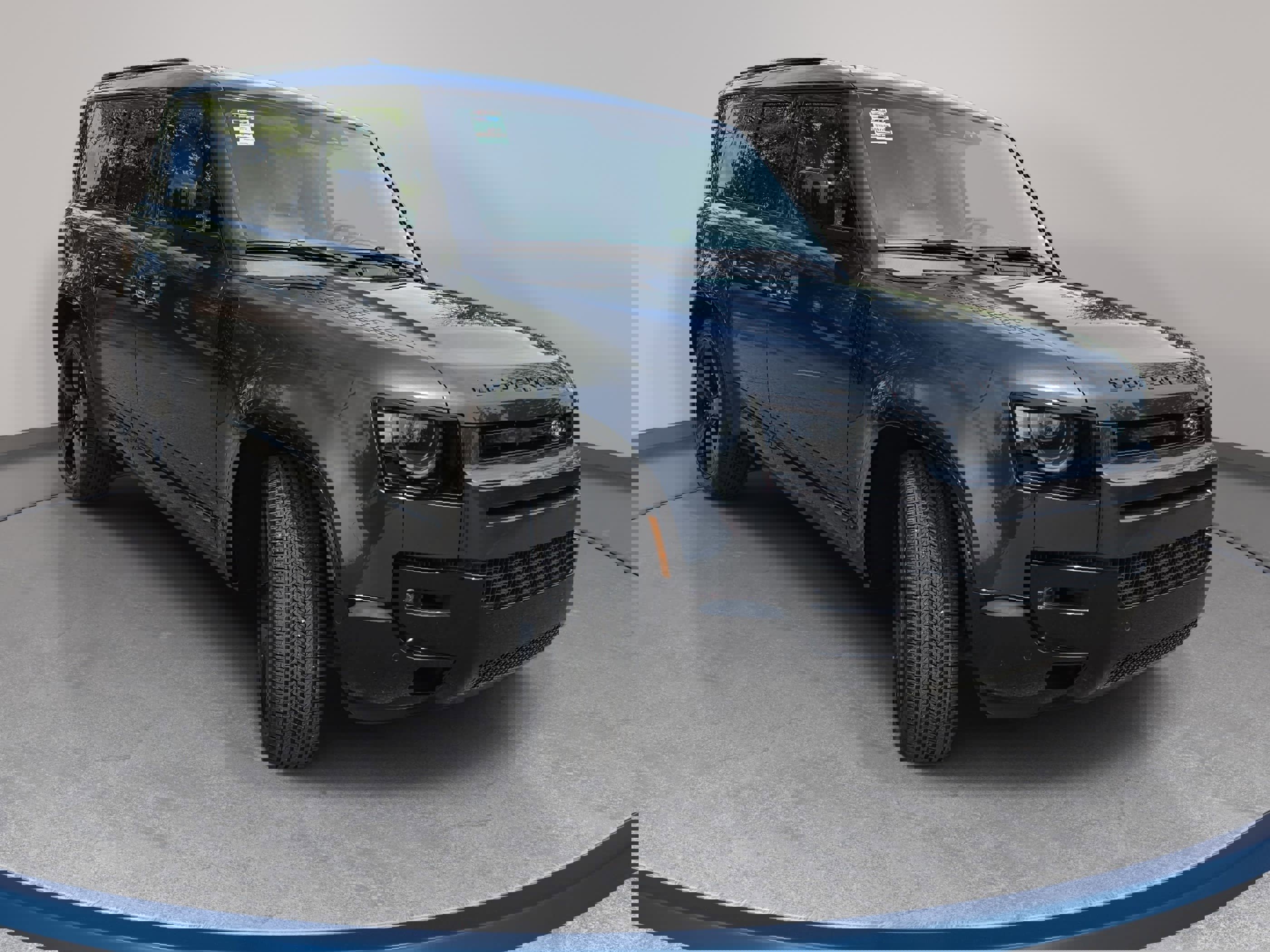 Used 2026 Land Rover Defender 110 X-Dynamic SE AWD/4WD image 3