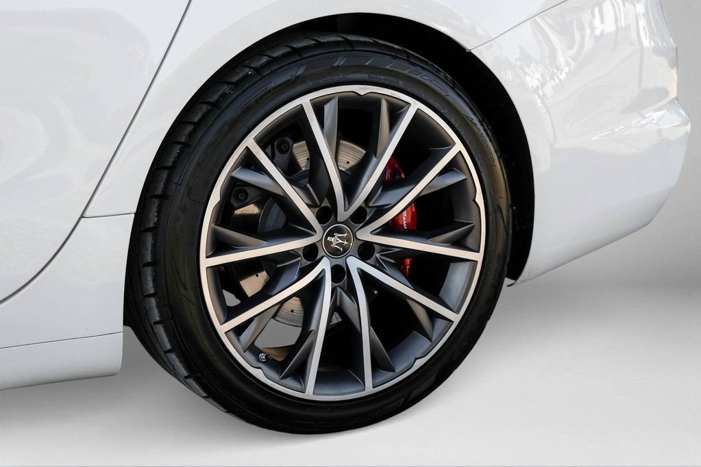 Used 2023 Maserati Ghibli Modena RWD image 53