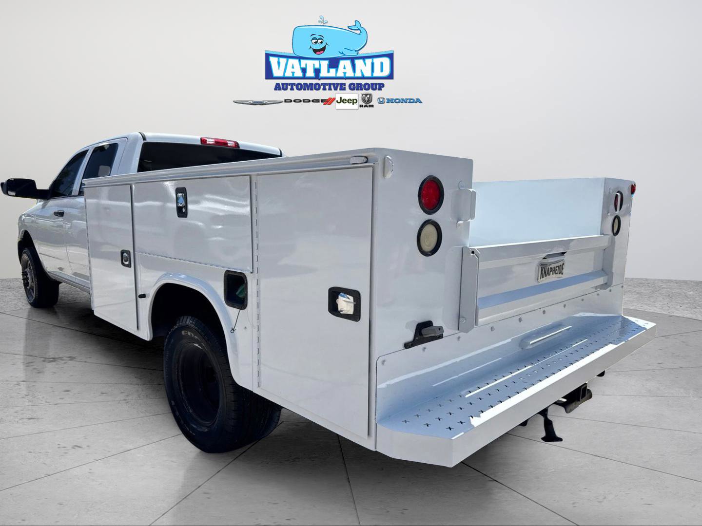 Used 2016 RAM 3500 Tradesman w/ Ambulance Prep Group RWD image 3