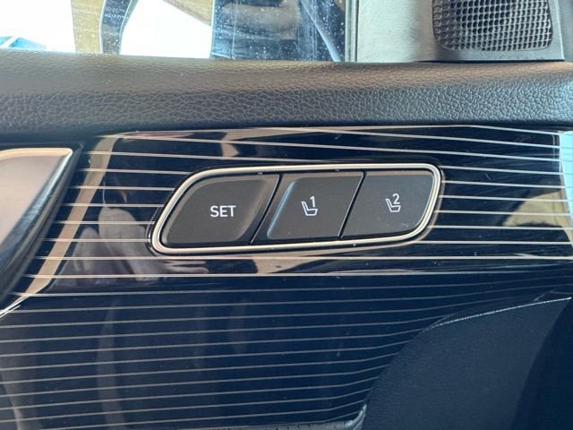 Used 2024 Hyundai Palisade Calligraphy image 11